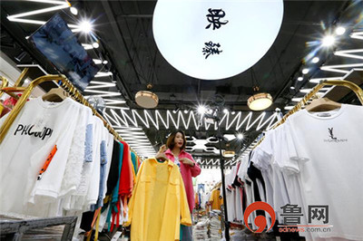 即墨打造青島最大的網紅直播基地萬達廣場、騰訊直播基地等8項目簽約落戶