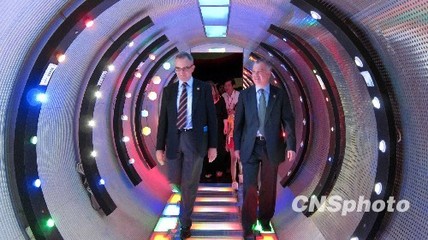 十六國(guó)駐穗領(lǐng)事及商貿(mào)官員集體考察珠江西岸三市